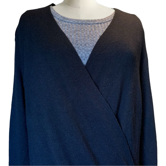 Eileen Fisher 100% Italian merino wool wrap tunic sweater in black Size Small - Picture 10 of 13